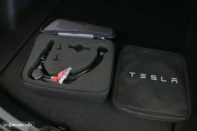 Tesla Model Y Long Range Tração Integral - 48