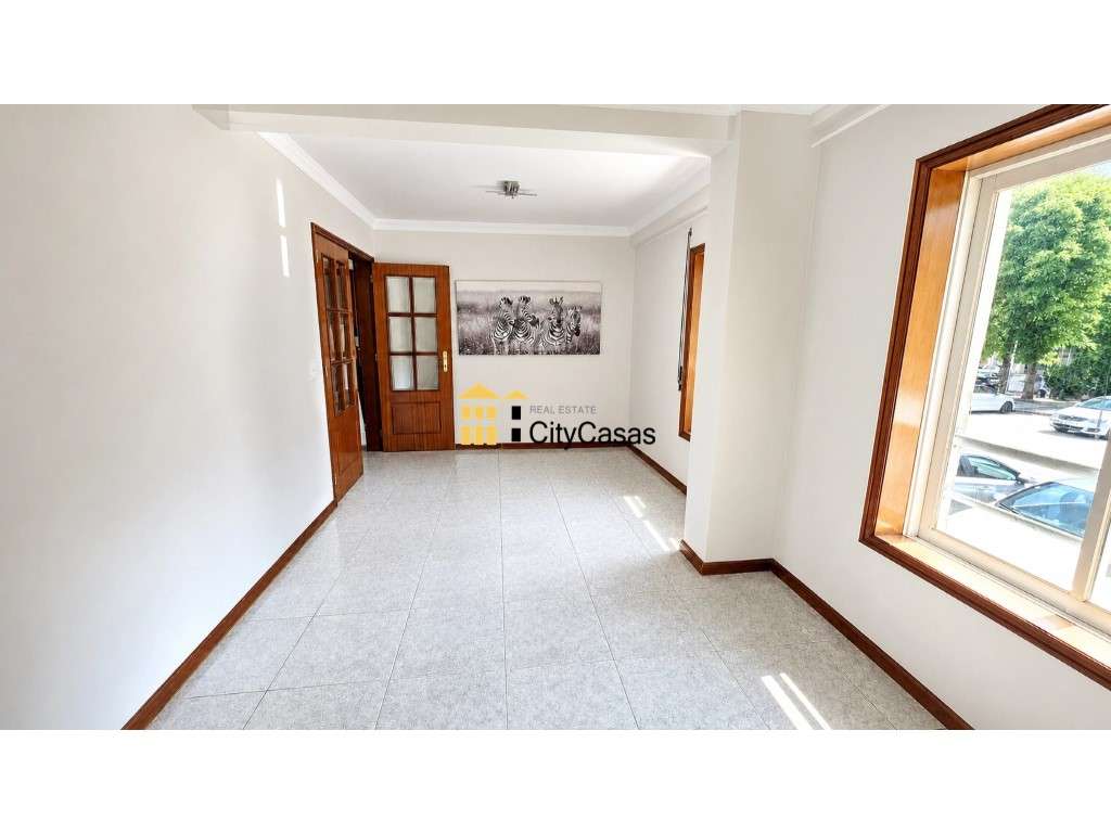 Apartamento T3 c/ L. Garagem | Águas Santas-3