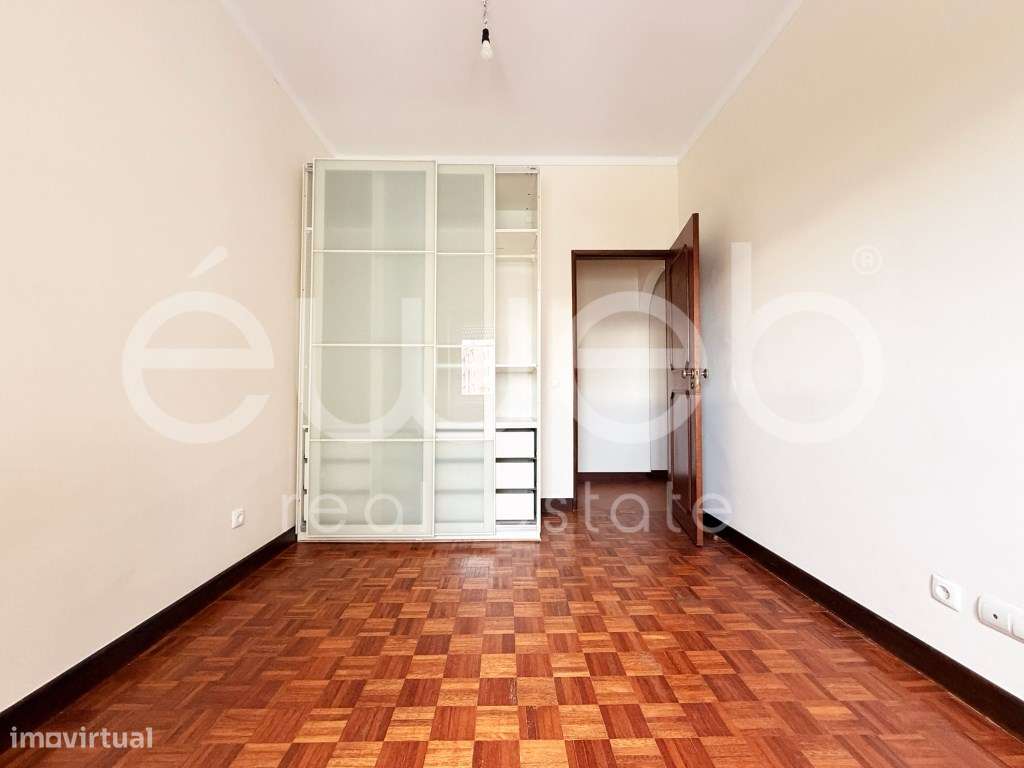 Apartamento T4, Bonfim, Setúbal-28