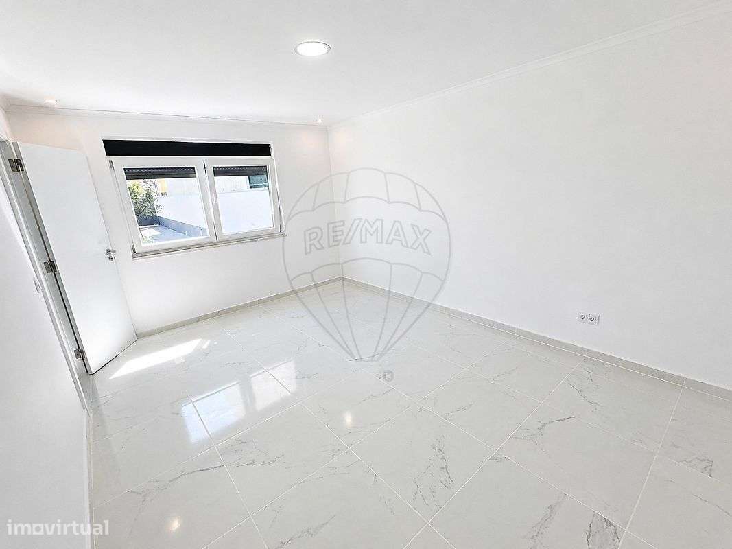 Moradia T1 para venda-15
