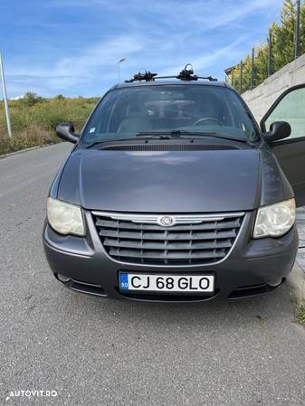 Chrysler Grand Voyager LX 2.8L CRD aut - 1