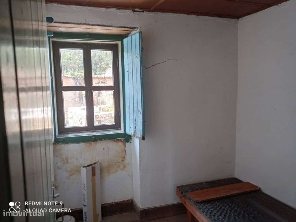 Moradia T3 com Terreno na Aldeia do Pé da Serra - Mação - Grande imagem: 5/26
