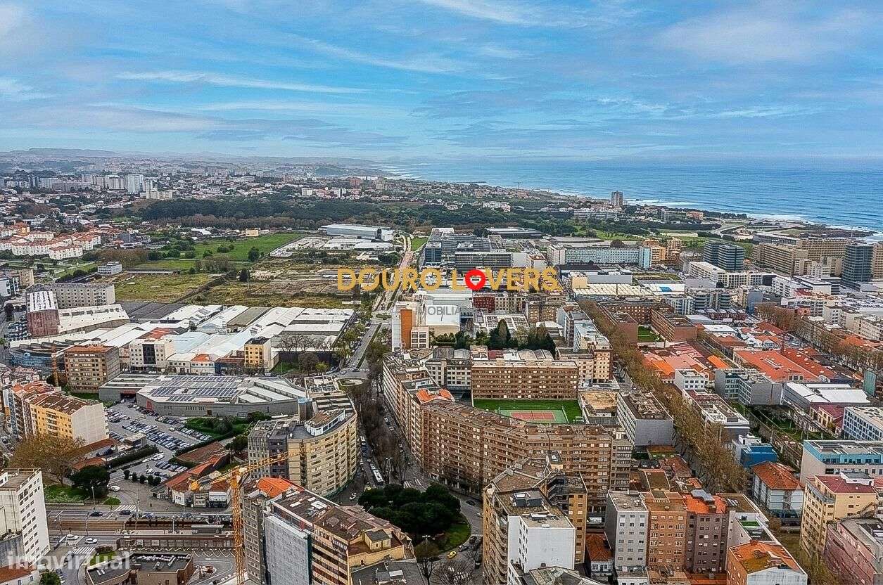 T2+1 Renovado em Matosinhos Sul-26