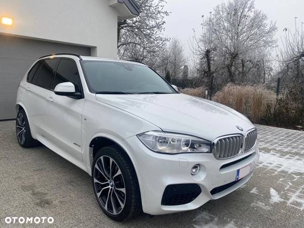 BMW X5 xDrive50i - 1