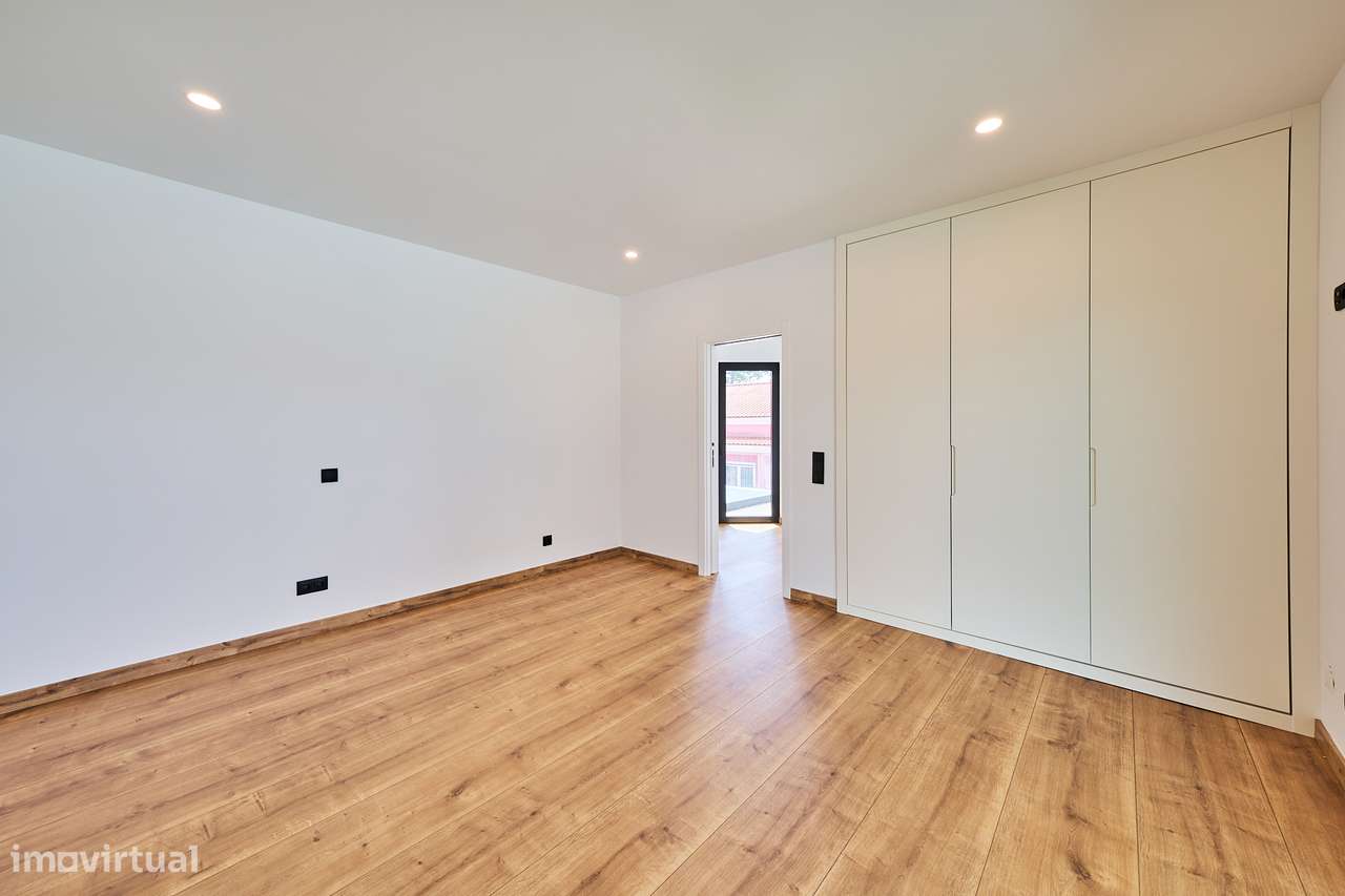 Moradia Isolada com piscina, Verdizela, Seixal-25