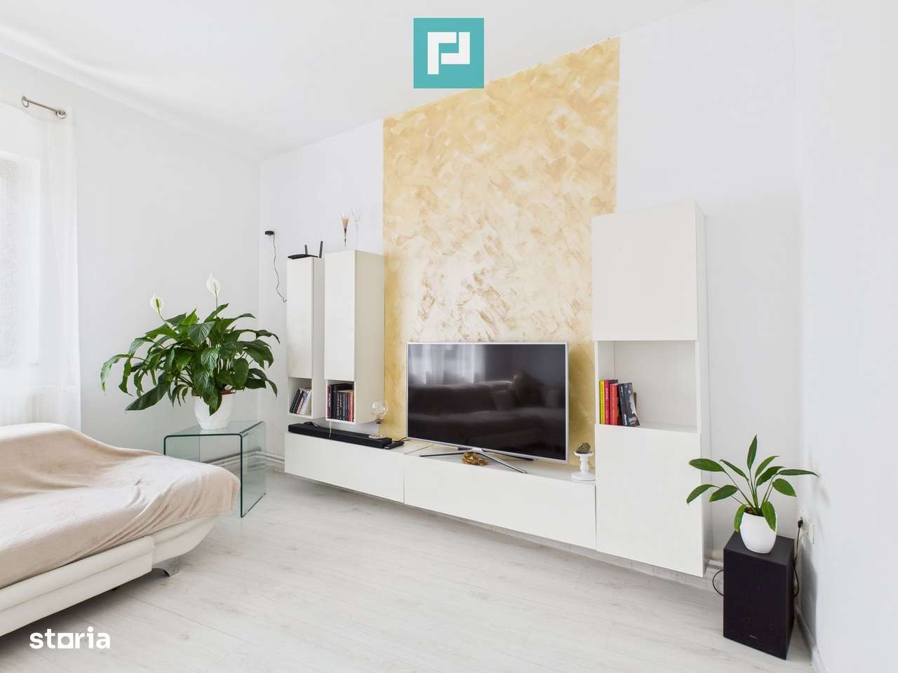 Apartament cu 2 camere și terasă generoasă-0