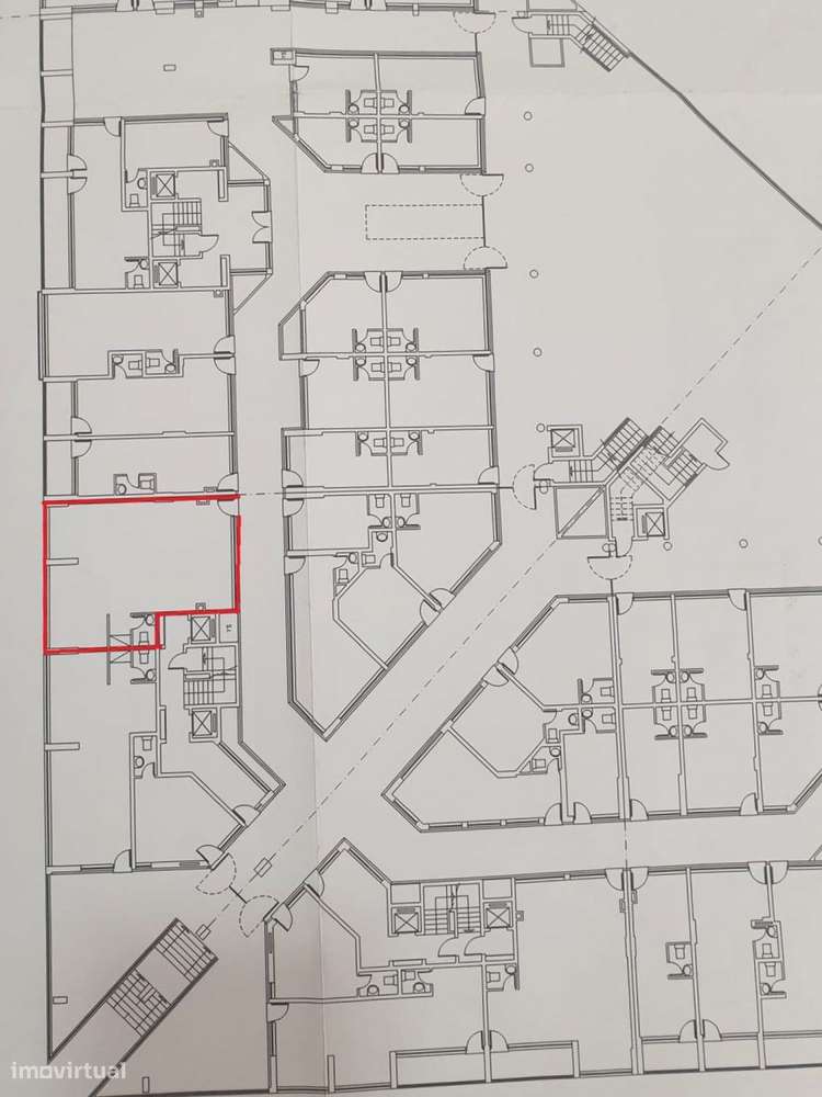 Loja Aranguês com garagem incluída-10