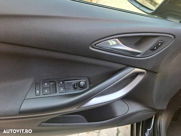 Opel Astra 1.6 D (CDTI) Business - 16