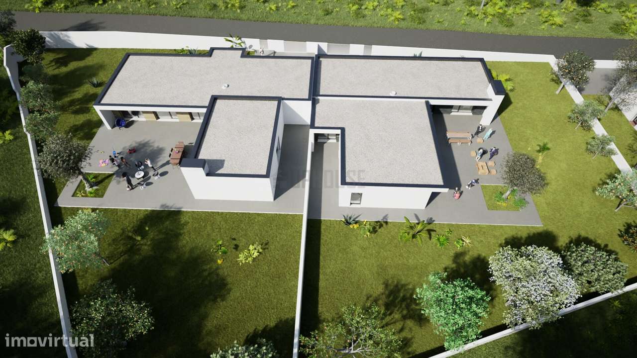 Moradia Térrea T4 em Construção - Fragosela-12