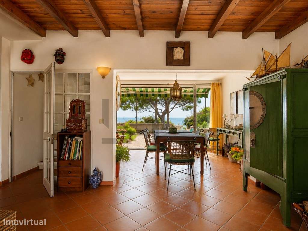 Moradia de Sonho T4+1 para Venda com Total Vista Mar, junto à Praia...-18