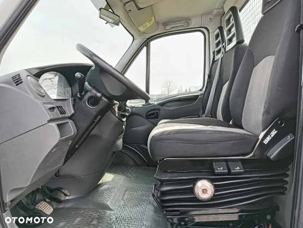 Iveco DAILY 35C13 - 17