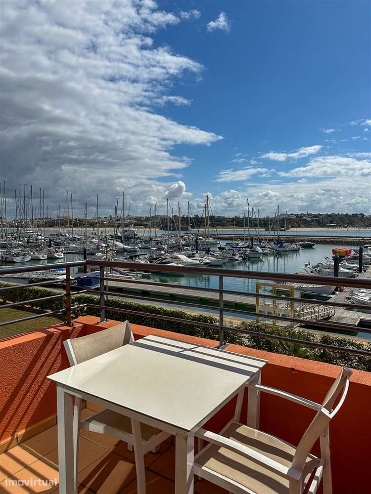 Apartamento T2 com Vista Mar e Rio na Marina da Praia da Rocha – Porti-12