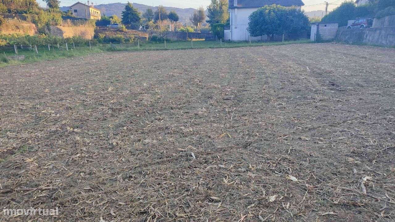 Terreno para construção em Ferreiros, Amares - Grande imagem: 4/9