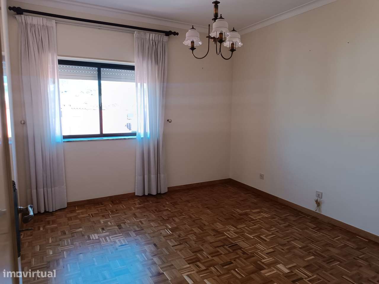 Apartamento T4 em Coimbra (Vale das Flores)-21