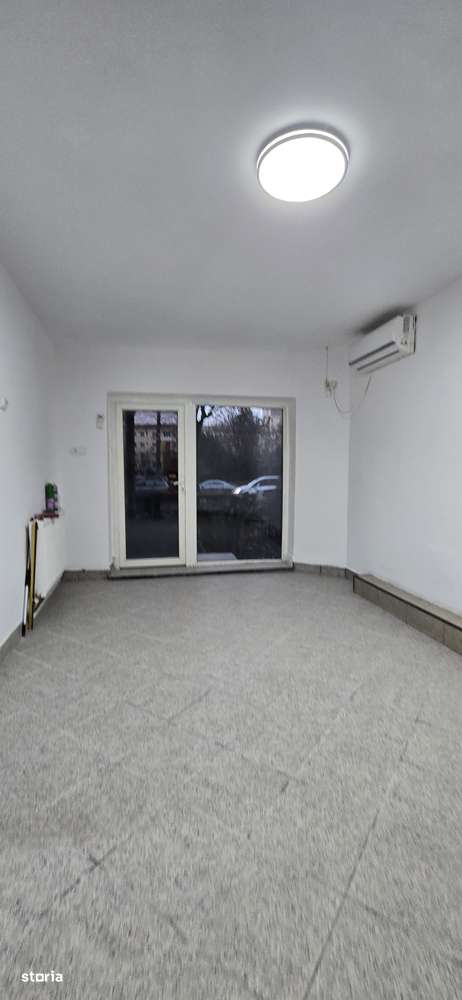 Bdul Unirii Targoviste, VÂNZARE spațiu comercial stradal-8