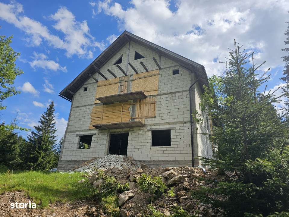 Casa de vacanta + teren intravilan suprafata 2.075mp, Bubesti, Ariesen - Imagine principală: 5/9