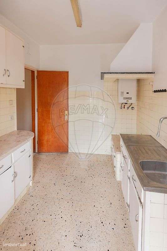 Moradia T8 para venda-27