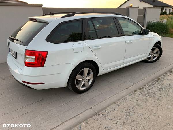 Skoda Octavia Combi 1.6 TDI Style - 8