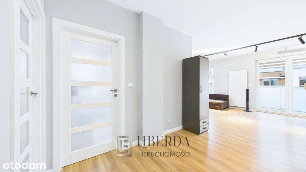 ❤️Duży salon 40 m², 2 sypialnie, balkon, 2 x garaż-10