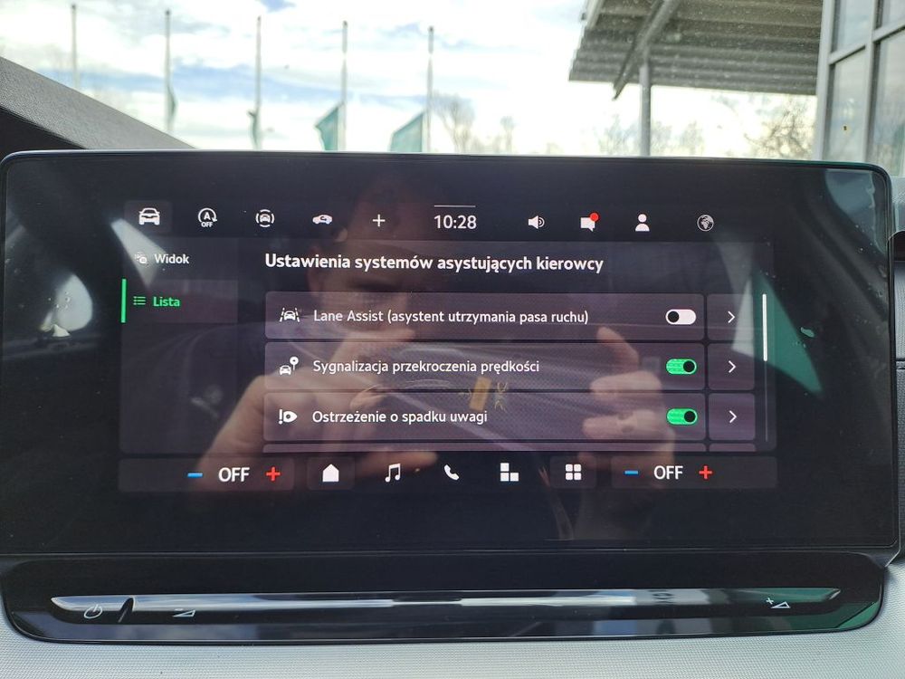 SKODA OCTAVIA 1.5 TSI 150KM ESSENCE DRIVE, dostępna od ręki