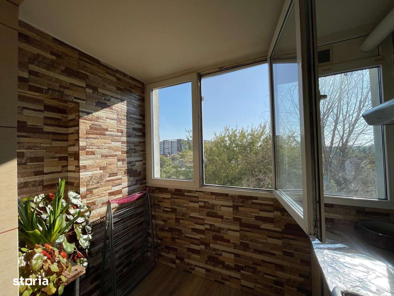 Apartament 3 camere, decomandat, Luica - Brancoveanu - Imagine principală: 4/9