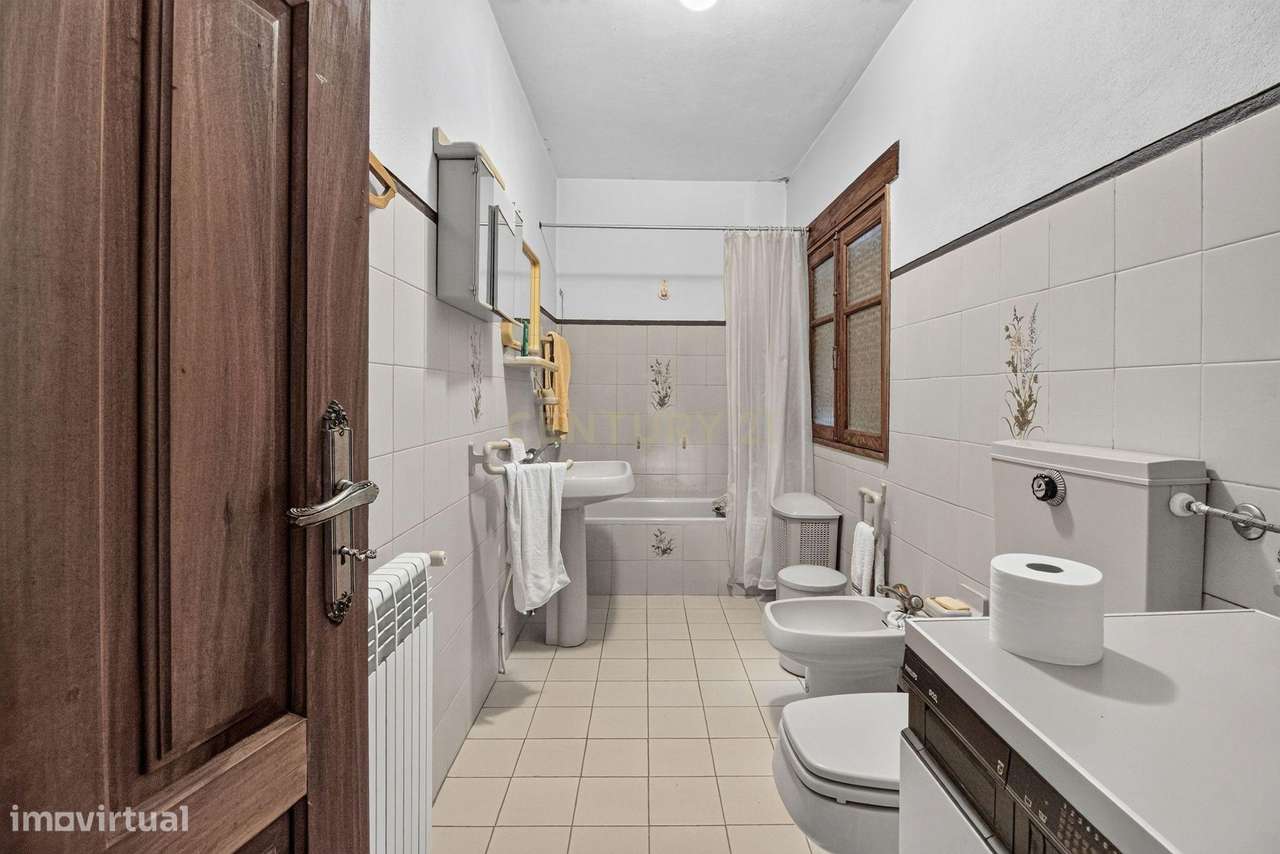 Casa BI- Familiar em Quintanilha, Bragança-26