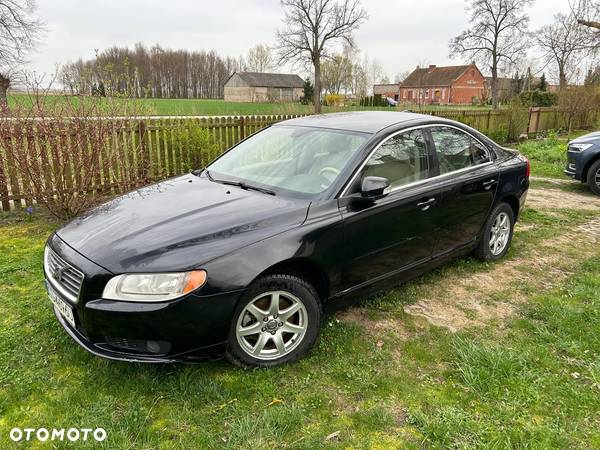 Volvo S80 - 1