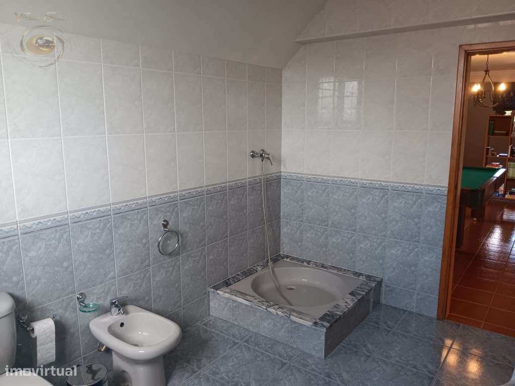 Moradia T3+1 com recheio.-12