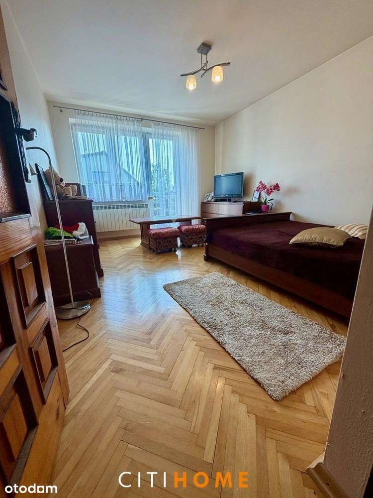 * Przestronny, zadbany dom dla dużej rodziny *-7