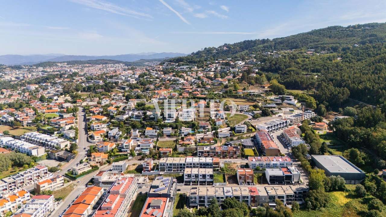 PREMIUM EM LAMAÇÃES, BRAGA-40