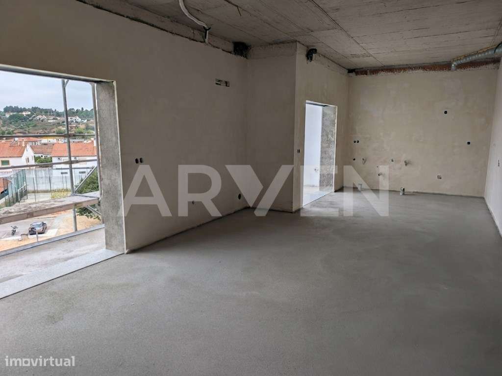 Apartamento T3 Novo com Lugar de Garagem - Urbanização do Condoal, ...-3