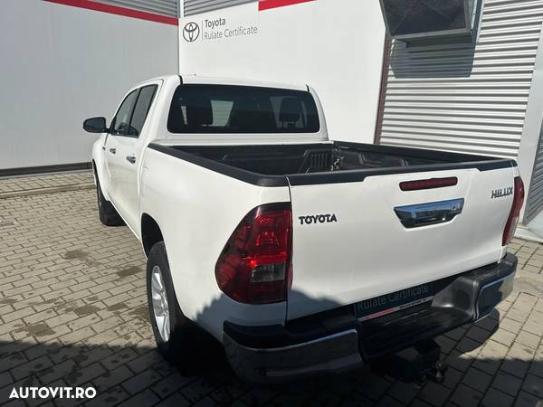 Toyota Hilux 4x4 Double Cab M/T cu Safety Sense Style - 5