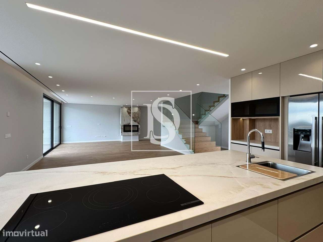 Moradia T3 com acabamentos de luxo em Barcelos - Grande imagem: 5/33