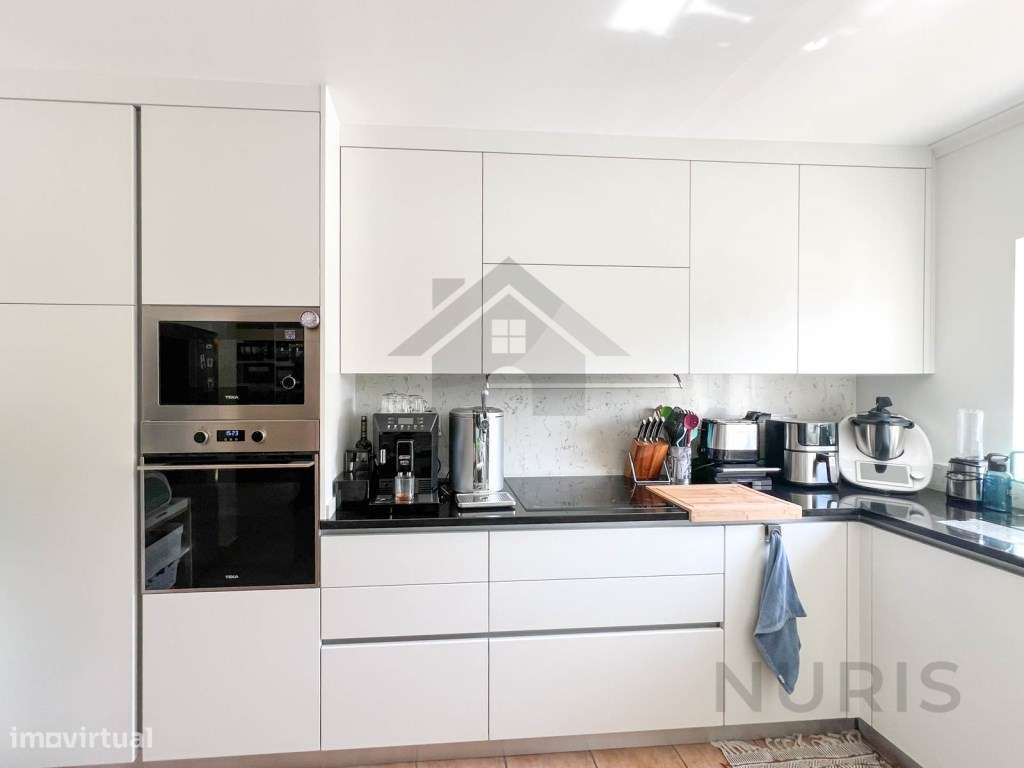 Moradia T3 com piscina para venda em Lagos-15