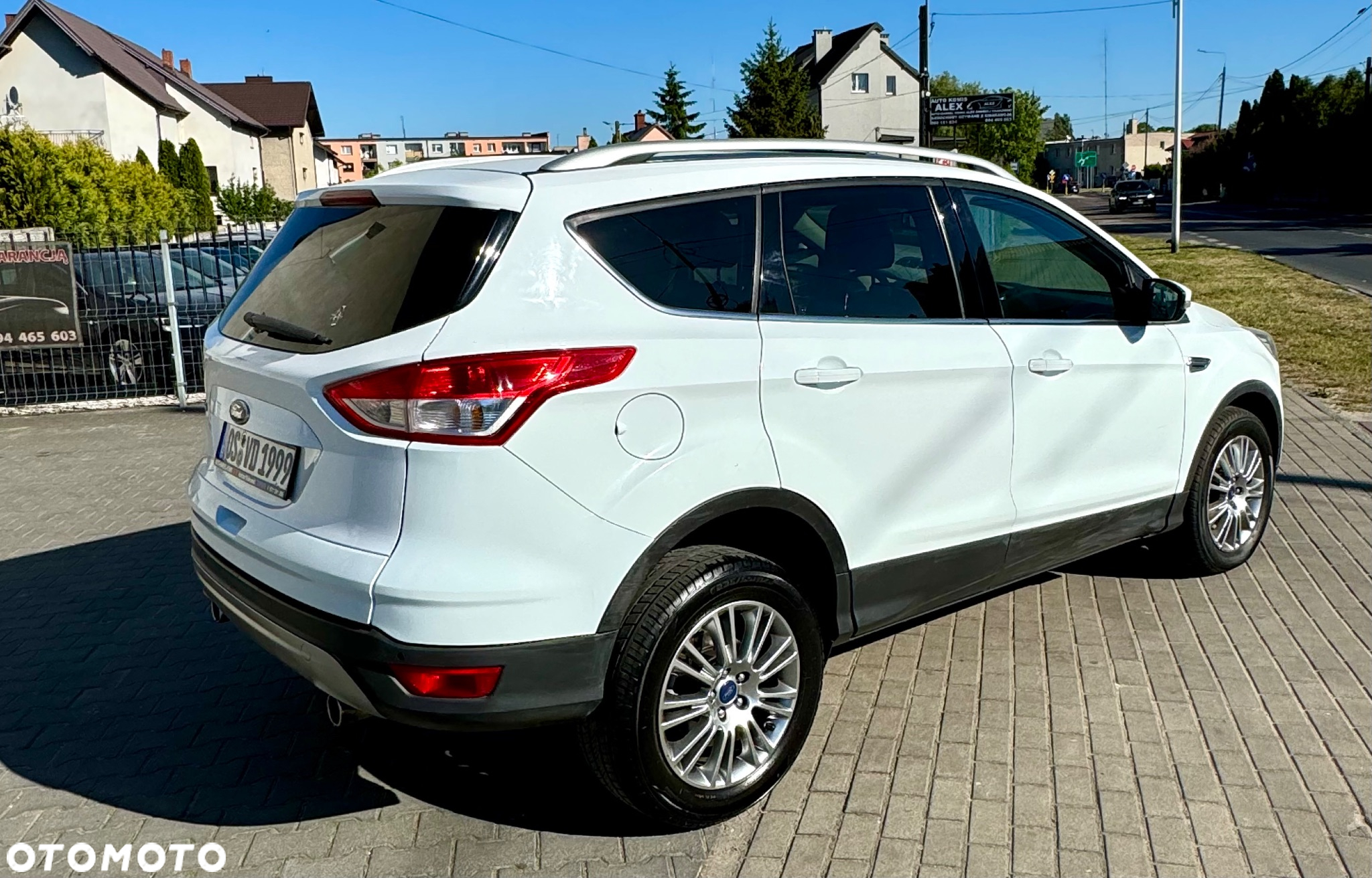 Ford Kuga 2.0 TDCi 2x4 Titanium - 7