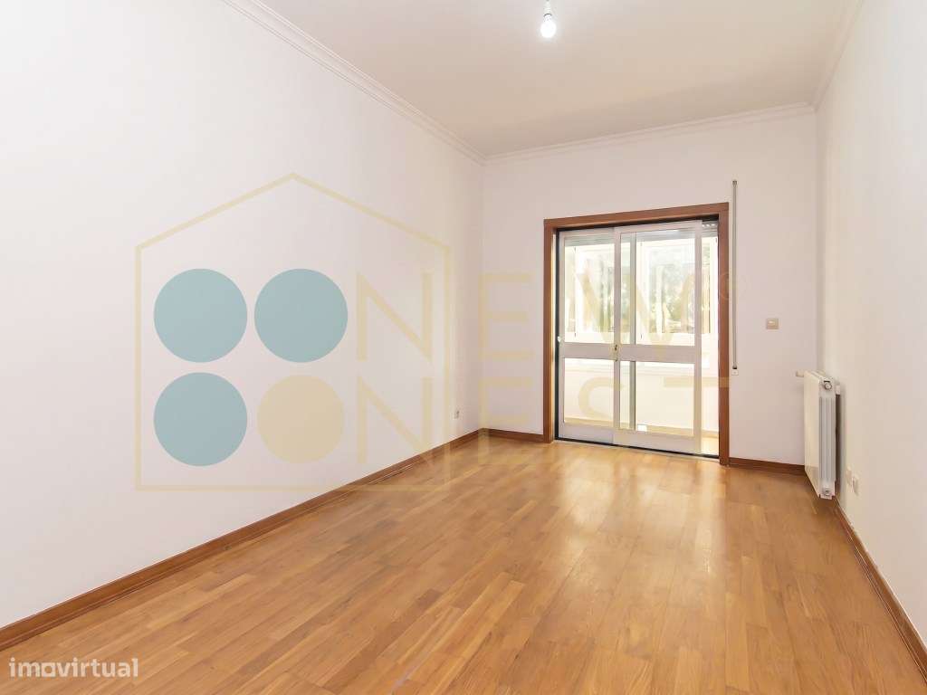Apartamento T4 com 150m2 junto à Estrada das Machadas | Setúbal-21