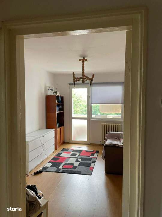 Vanzare apartament cu 3 camere str Fantanele-3