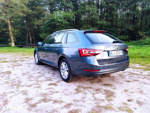 Skoda Superb 2.0 TDI 4x4 Style DSG - 24