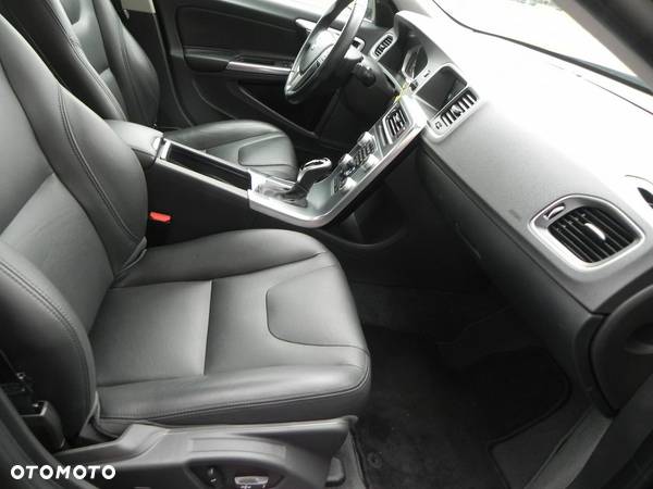 Volvo S60 - 11