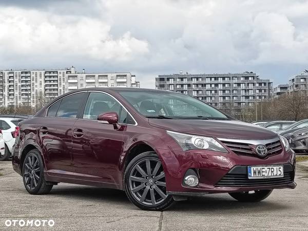 Toyota Avensis 1.8 Sol plus NAVI - 1