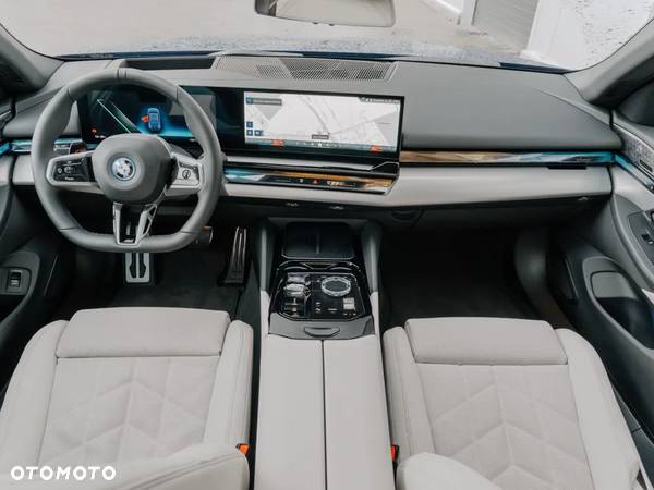 BMW i5 eDrive40 M Sport - 7