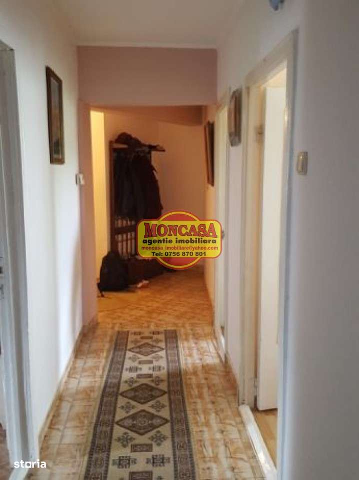 Apartament 4 camere zona Bucovina, etaj 4 cu sarpanta - Imagine principală: 2/4