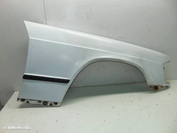 Mercedes W201/190 guarda lamas - 9