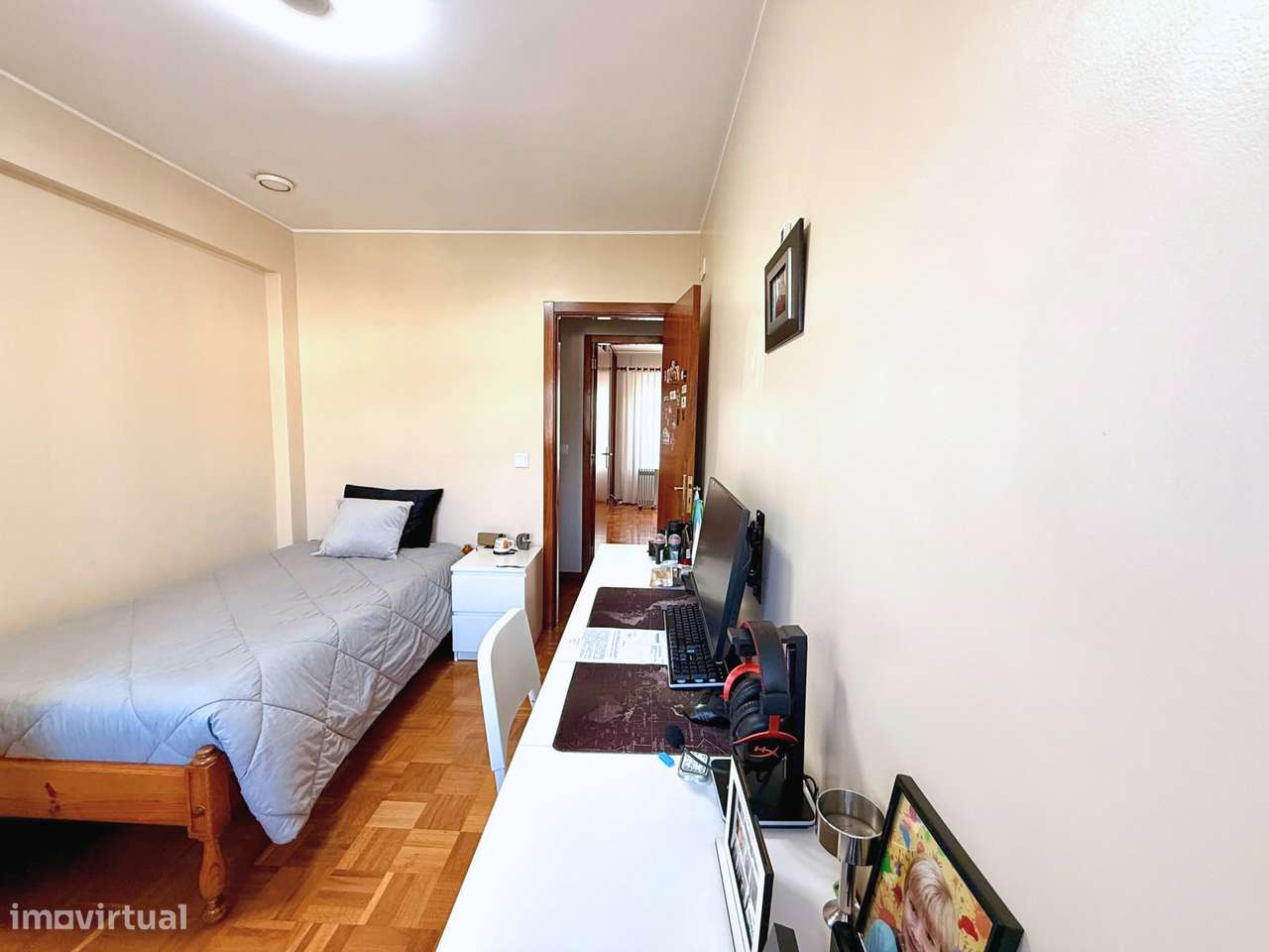 Moradia T3 geminada com jardim em Santa Marta-9