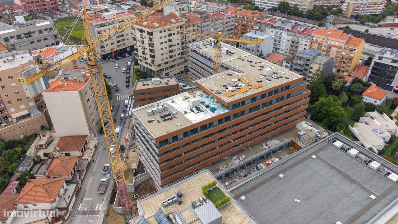 Apartamento T1 Novo c/ Varanda e Garagem- Centro de Vila Nova de Gaia-0