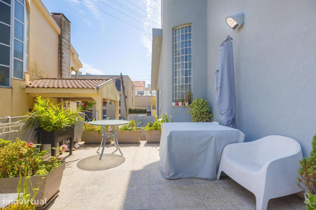 Moradia Exclusiva T5 com Jardim em Leça do Balio-55