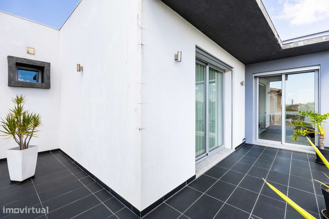 Moradia T3+2, individual, com jardim | Pinheiros, Leiria-36