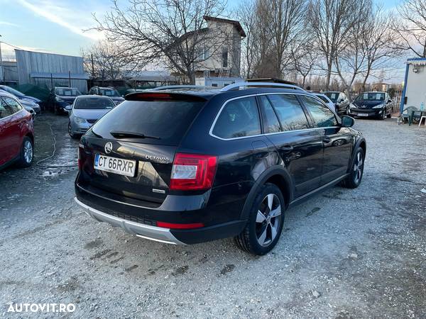 Skoda Octavia 2.0 TDI 4x4 DSG Scout - 13