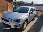 Dezmembrez Mitsubishi Outlander Facelift 2.2 Diesel 2006-2012 - 1