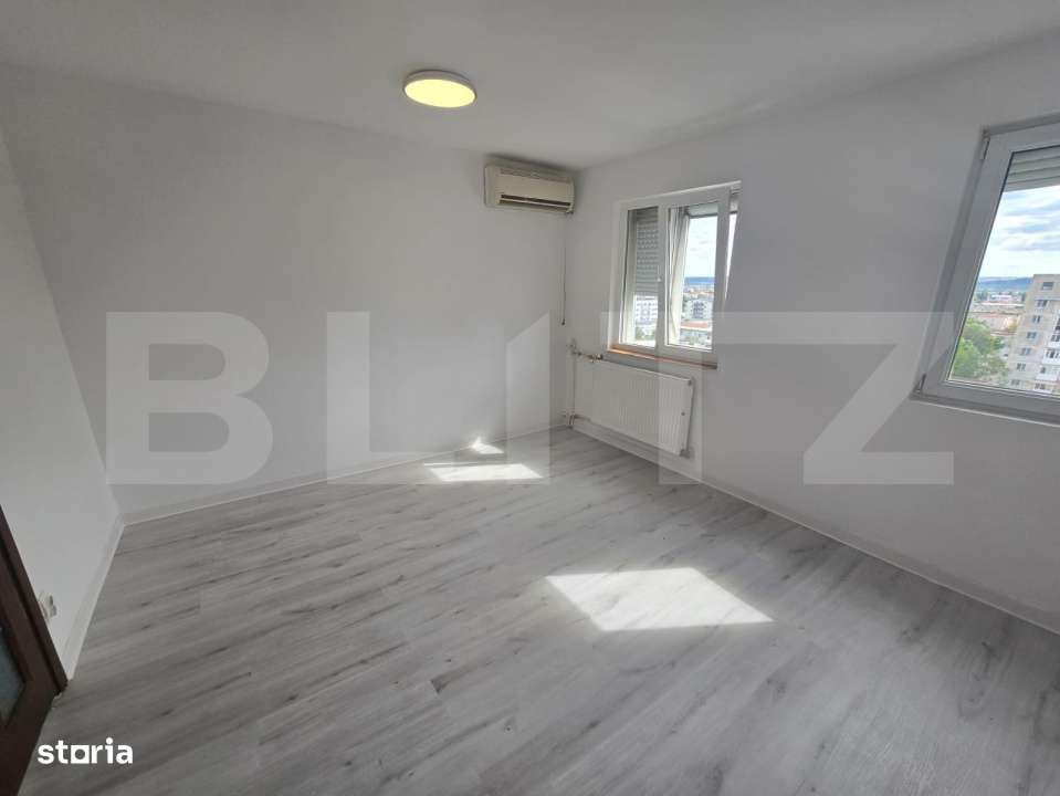 Apartament 3 camere, decomandat, 52 mp – Craiovita Noua, zona Niela - Imagine principală: 5/10